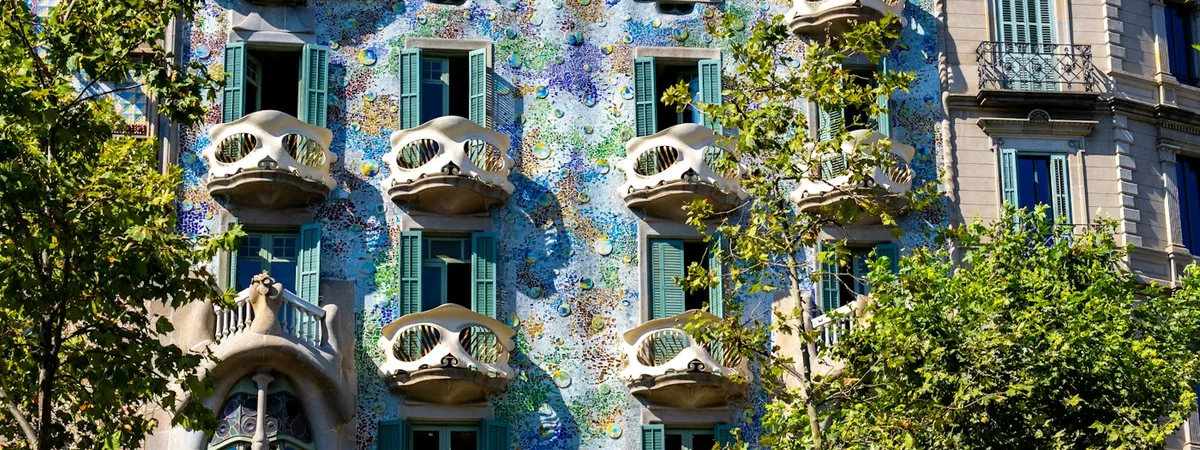 Casa Batlló's mosaic facade and bone-like balconies on Passeig de Gràcia
