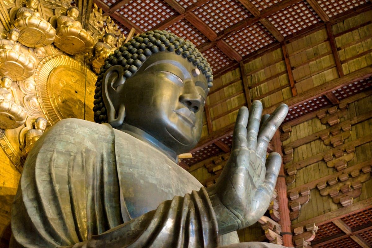 The wooden Great Buddha Hall of Tōdai-ji temple in Nara